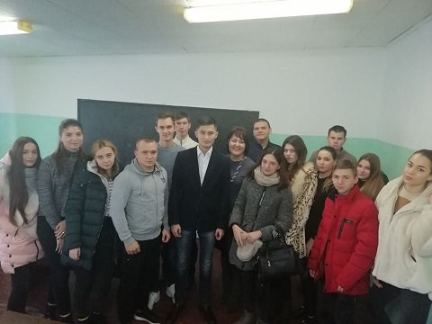 В рамках проведення Всеукраїнського тижня права на історико-юридичному факультеті 05.12.19 відбулось бінарне заняття з дисципліни "Правові основи інвестиційної діяльності та фінансове право".