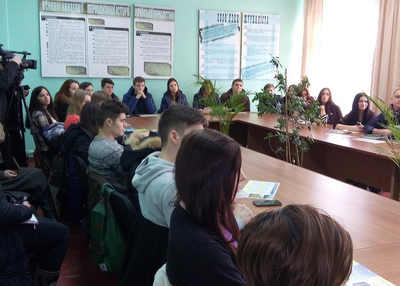 Майбутні журналісти ХДУ ламають стереотипи