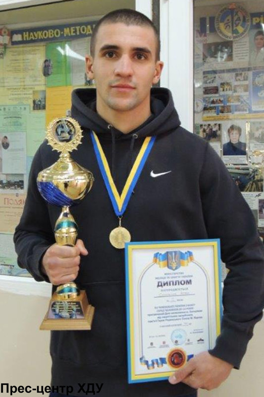 Студент ХДУ став чемпіоном України з боксу!