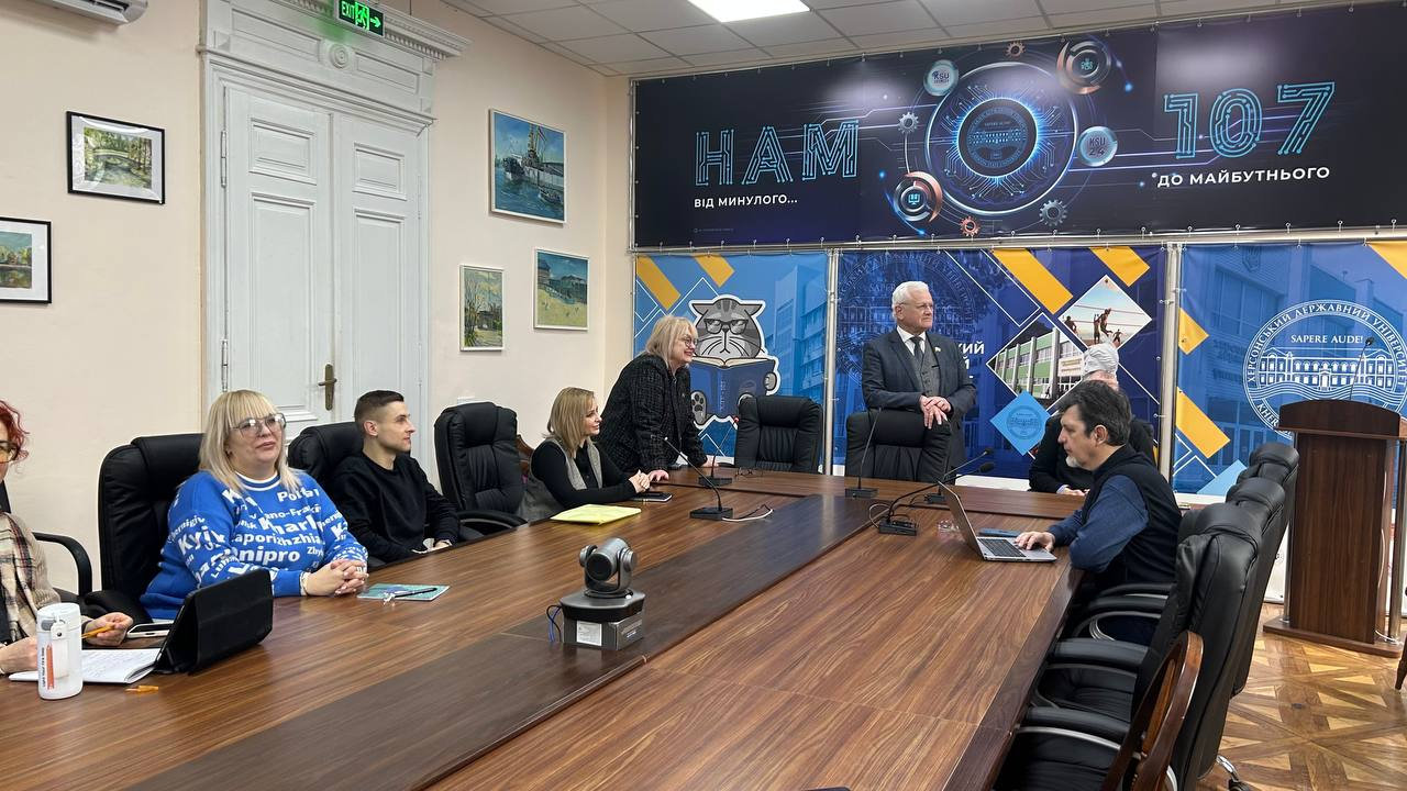 Адміністрація ХДУ зустрілась зі спільнотою факультету психології, історії та соціології