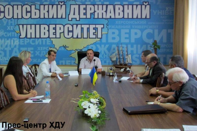 Перспективи співпраці Україна-НАТО обговорили у ХДУ