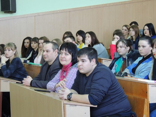 24 лютого у Херсонському державному університеті відбулася відкрита лекція для викладачів та студентів юридичного факультету. Із доповідями виступили гості з Італії: практикуючий юрист Гаетано Лонго та його син — лектор господарського права в Болонському університеті Андреа Франческо Лонго.