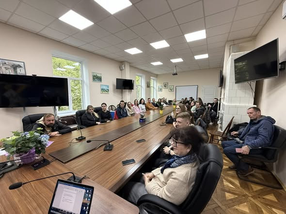 Сьогодні в Івано-Франківському офісі ХДУ розпочався тиждень очного навчання для медичного…