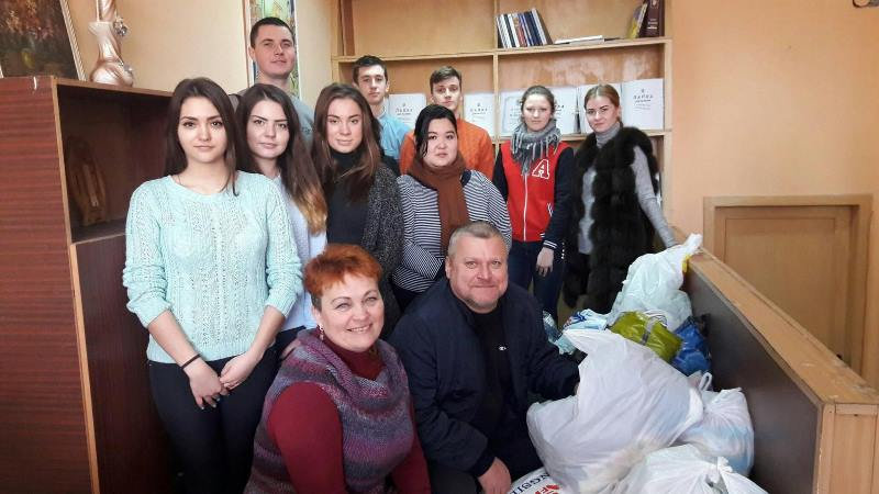 Днями у Херсонському державному університеті розпочалася безстрокова благодійна акція зі з…