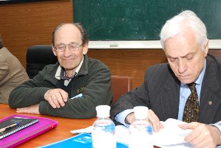 Летичевський О.А. - академік НАН України, доктор фізико-математичних наук, професор, завідувач відділом цифрових автоматів Інститут кібернетики імені В.М. Глущкова НАН України, Биков В.Ю. - академік НАПН України, доктор технічних наук, професор, директор Інституту інформаційних технологій і засобів навчання НАПН України.