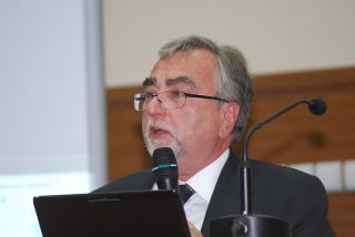 Доповідає Heinrich C. Mayr - доктор наук, професор, ректор Alpen-Adria-Університету м. Клагенфурт (Австрія).