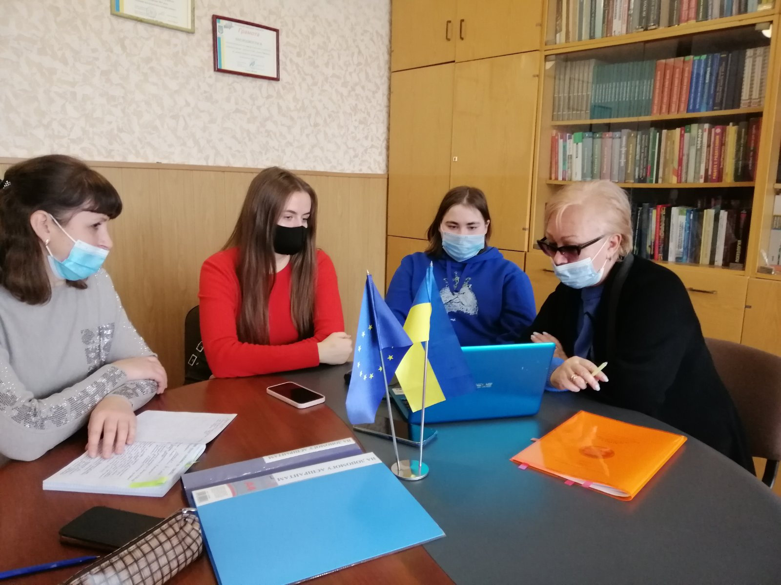 Для майбутніх докторів філософії відбулася знакова подія - складання заліку з предмета циклу загальної підготовки ОК 3"Сучасні освітні технології та наукова дипломатія" .