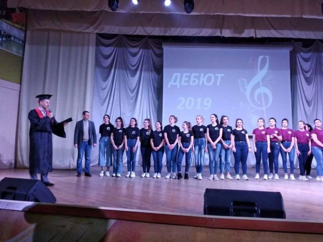5 грудня в актовій залі Херсонського державного університету відбувся дебют 11 першокурсни…