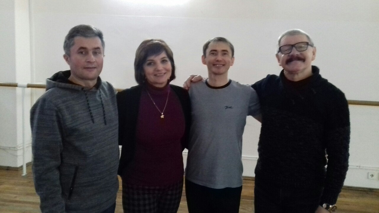 У звязку з проходження стажування науково-педагогічних працівників Навчально-наукового Інс…