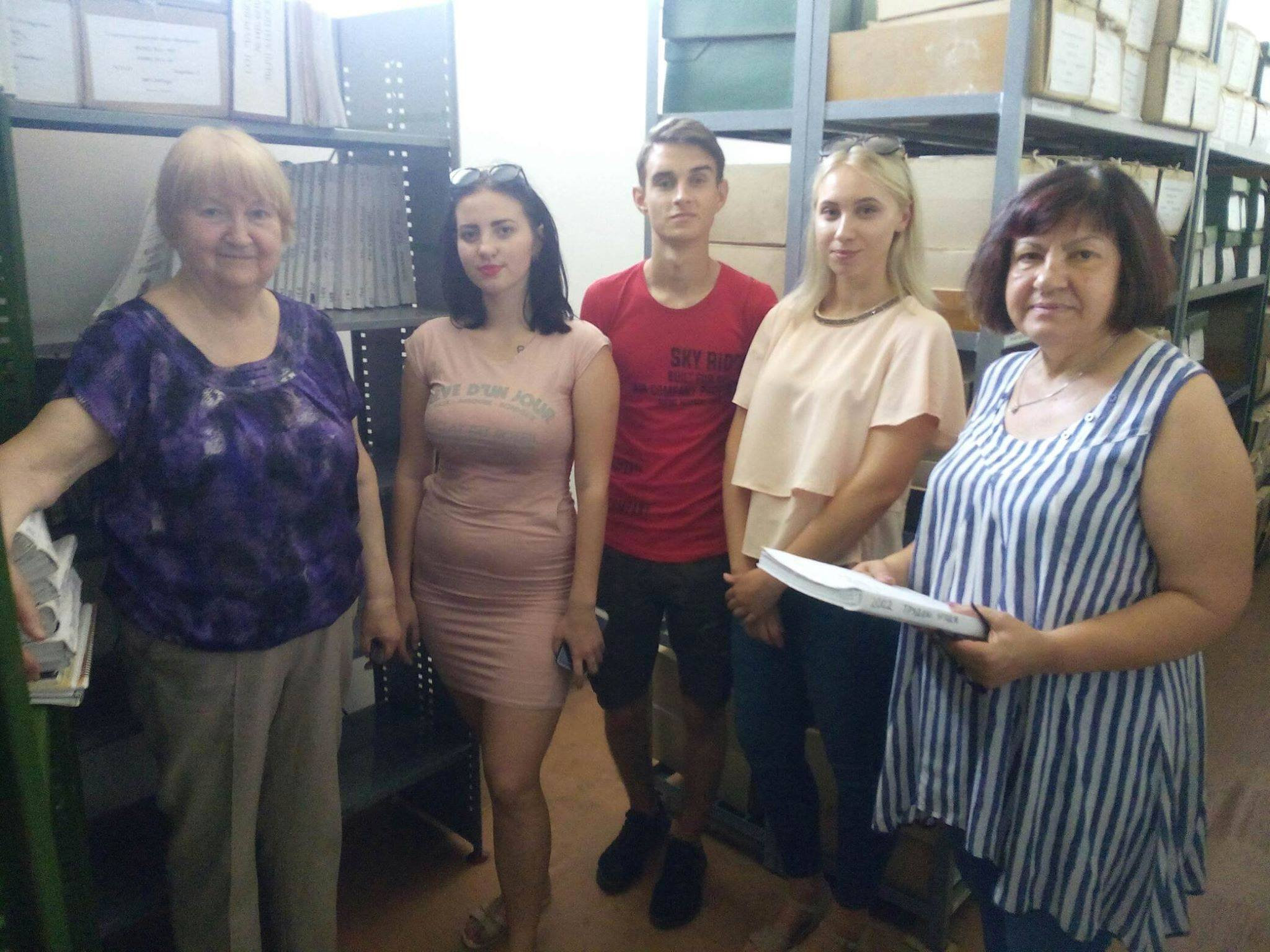 11 червня на базі музейно-архівного центру розпочалась навчальна (музейно-архівна) практик…