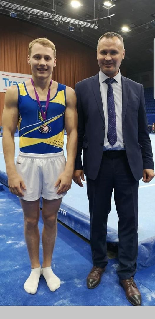 Студент ФФВС виборов срібло в XVIII міжнародному турнірі зі спортивної гімнастики Ukrainian International Cup Стели Захарової.