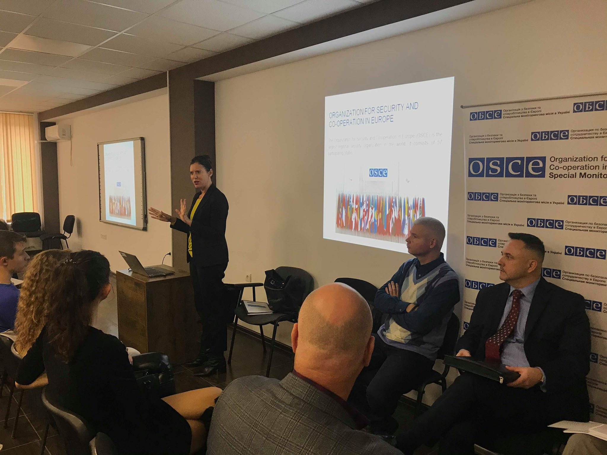 Члени місії ОБСЄ зустрілися зі студентами ХДУ