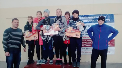 Пройшли відкриті змагання з техніки пішохідного туризму у виді «ЗВ'ЯЗКИ» присвячені 100 — річчю Херсонського державного університету.