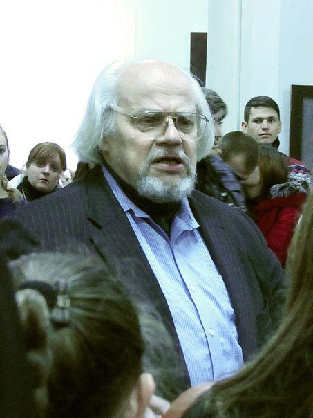 18 листопада 2015 року студенти, ліцеїсти і викладачі ХДУ відвідали творчий вечір класика…