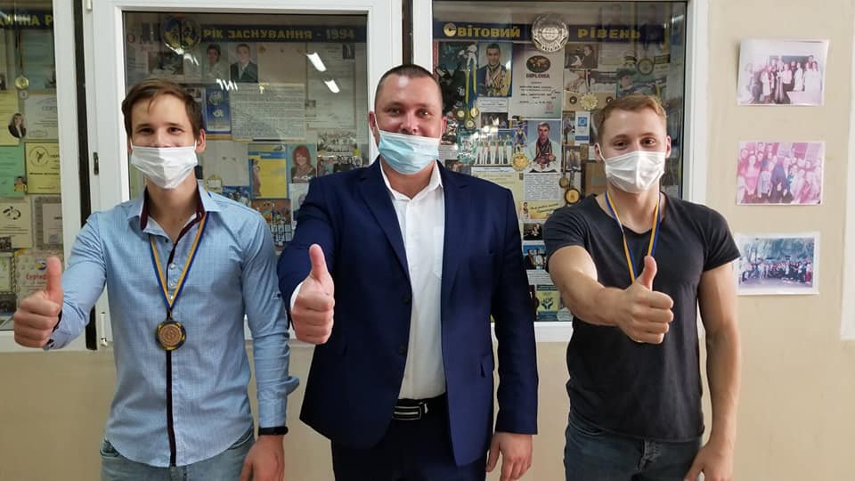 Вітаємо з перемогами!