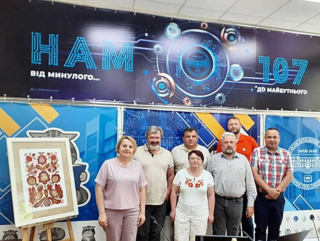 В івано-франківському офісі ХДУ відбувся успішний захист дисертації