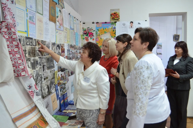 6 квітня в музеї історії ХДУ була відкрита виставка, присвячена ювілею професору Пентилюк…