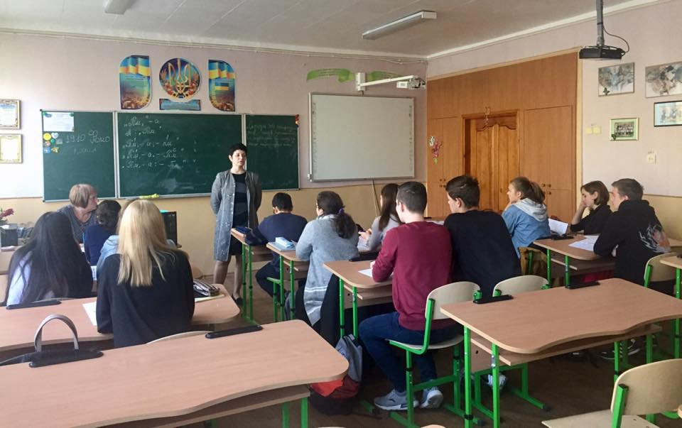 Соціально - профорієнтаційна акція "Соціально - психологічний факультет - це гарантія успіху в житті!" для випускників Херсонської спеціалізованої школи І-ІІІ ступенів № 54