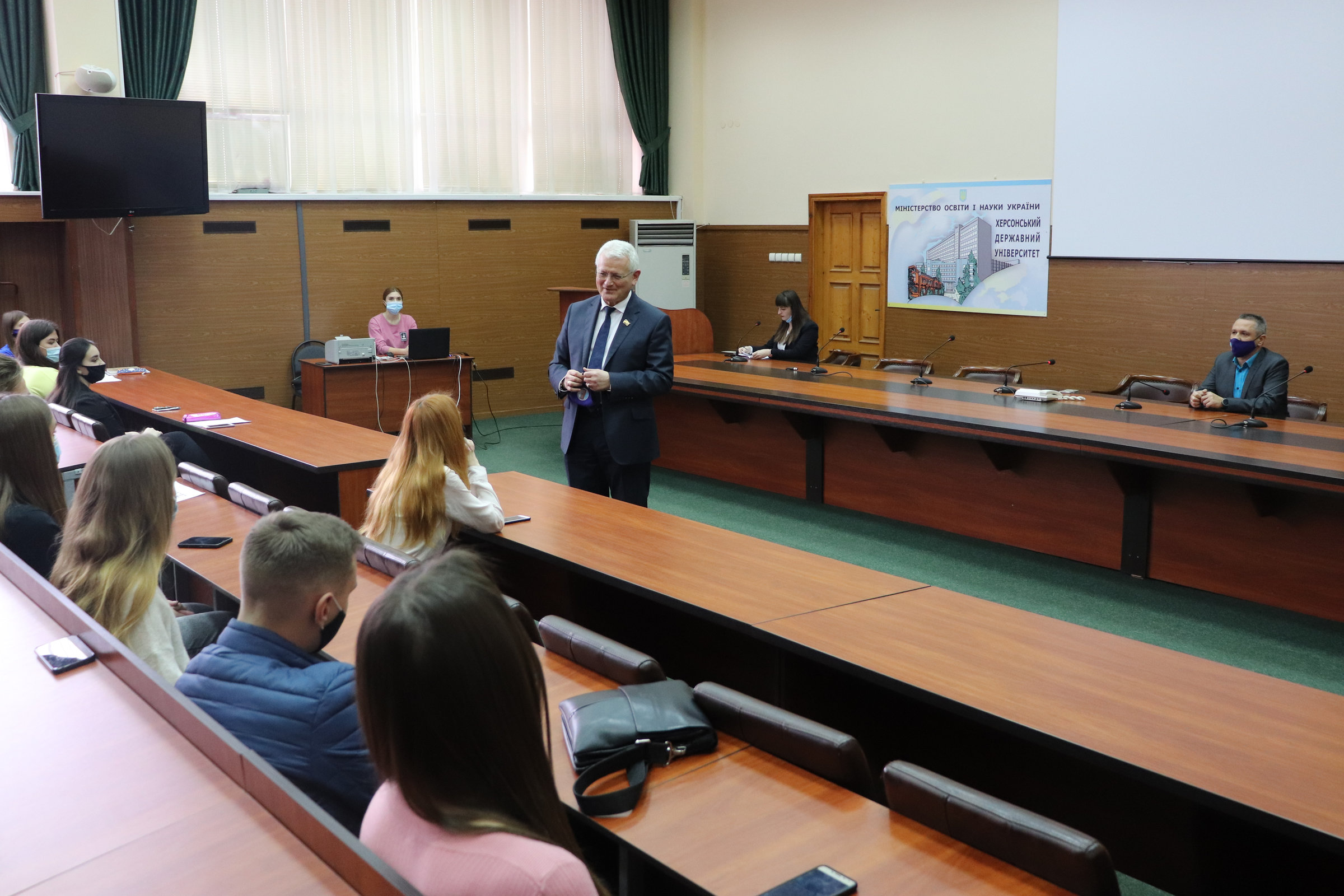 Загальноуніверситетська конференція об’єднала активістів ХДУ