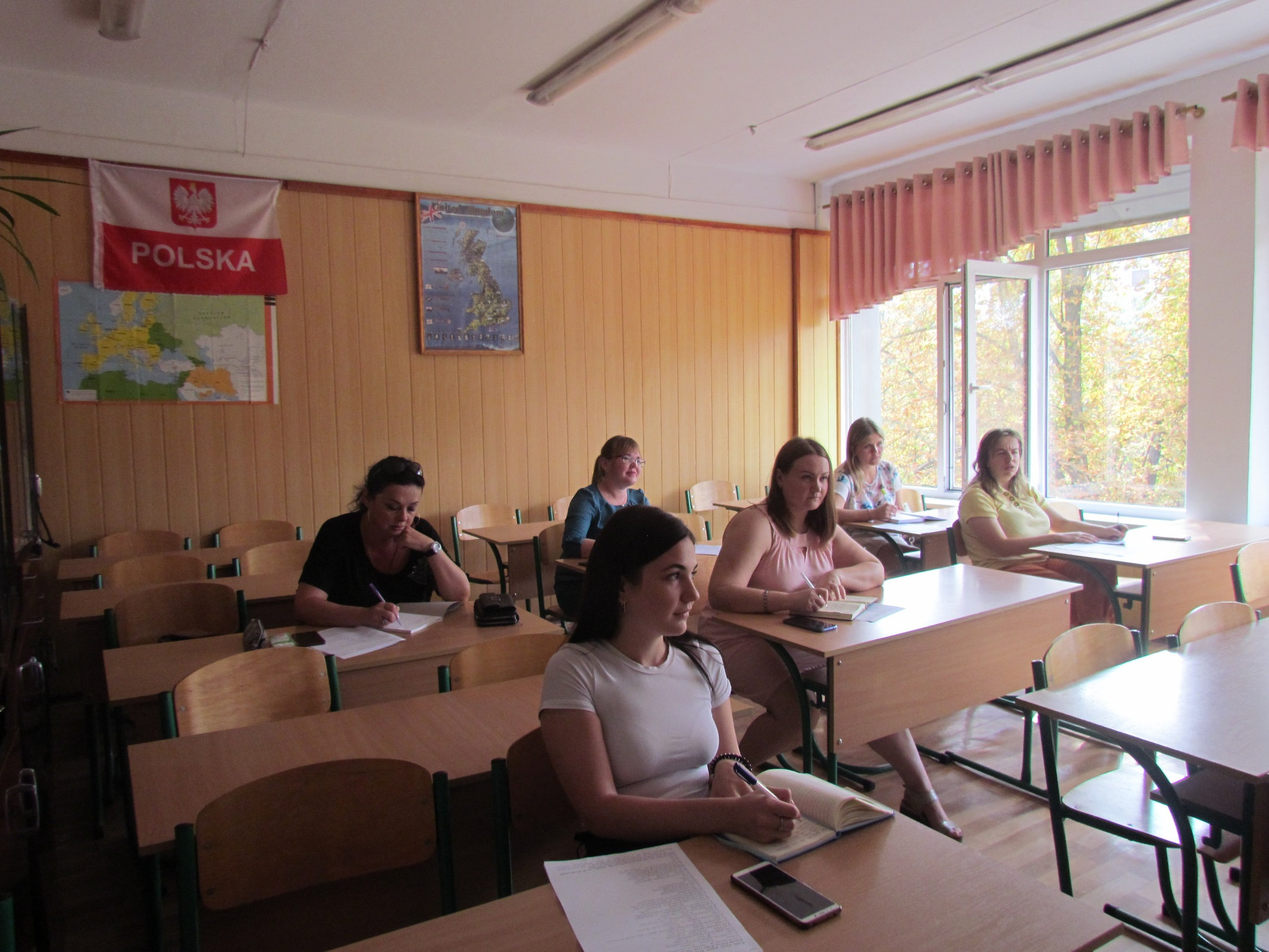Викладачі ХДУ провели консультації для майбутніх аспірантів