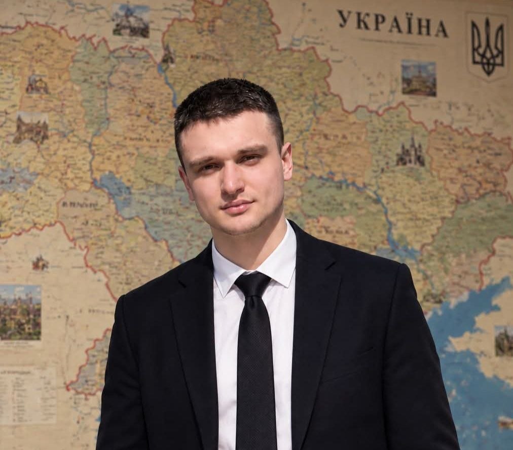 Учитель, який досліджує і надихає: професійний шлях аспіранта ХДУ