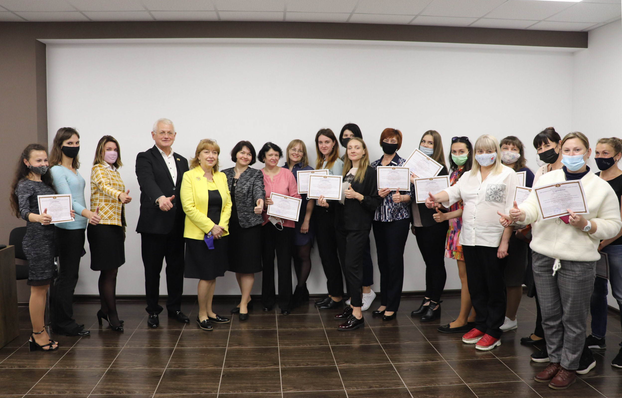 Понад 130 освітян пройшли курси підвищення кваліфікації у ХДУ