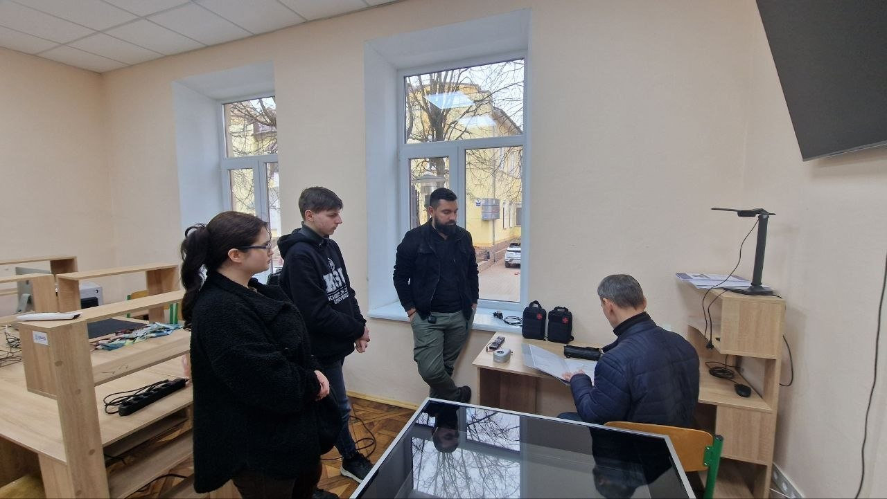 У ХДУ працюють над інклюзивним проєктом з Івано-Франківською спілкою УТОС