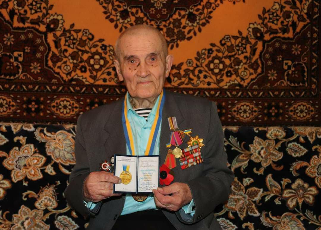 Шануємо! Пам'ятаємо! Сумуємо!