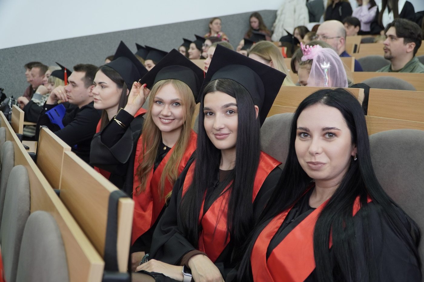 Чому вступники обирають ХДУ
