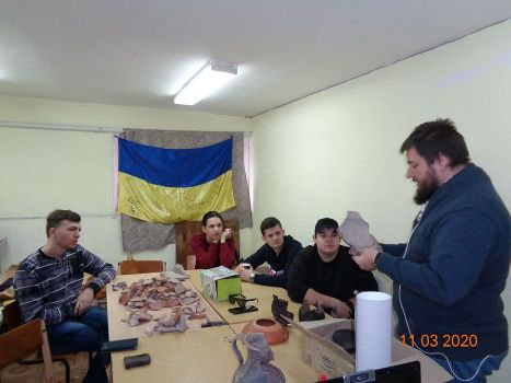 11 березня студенти - магістри спеціальності «Право» також відвідали Археологічну лабораторію, яка успішно діє на нашому факультеті!