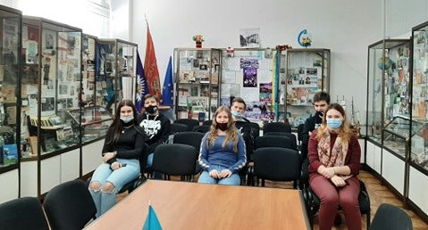 31 березня до народного зразкового музею історії ХДУ на оглядову екскурсію “Від Юр'ївськог…