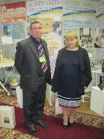 проректор з матеріально-технічного розвитку та інфраструктури Логвиновська Т.А. і керівник АГЧ Нечипоренко О.В. на виставці наукових досягнень НТУ &laquo;ХПІ&raquo;