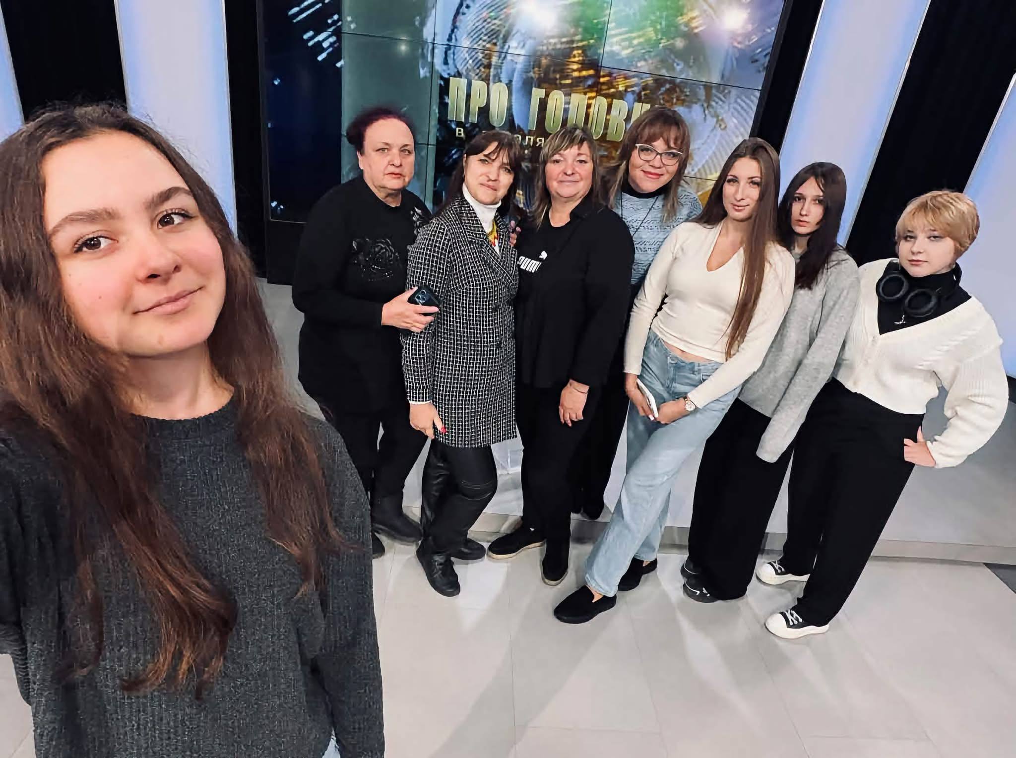 Студенти ХДУ побували за лаштунками телеканалу «Галичина TV» та спробували себе в ролі телеведучих